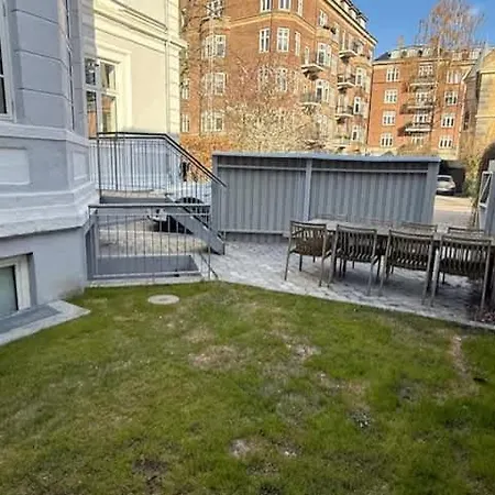 Charming In The Heart Of Frederiksberg アパート *